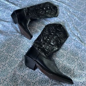 Black Cowboy boots